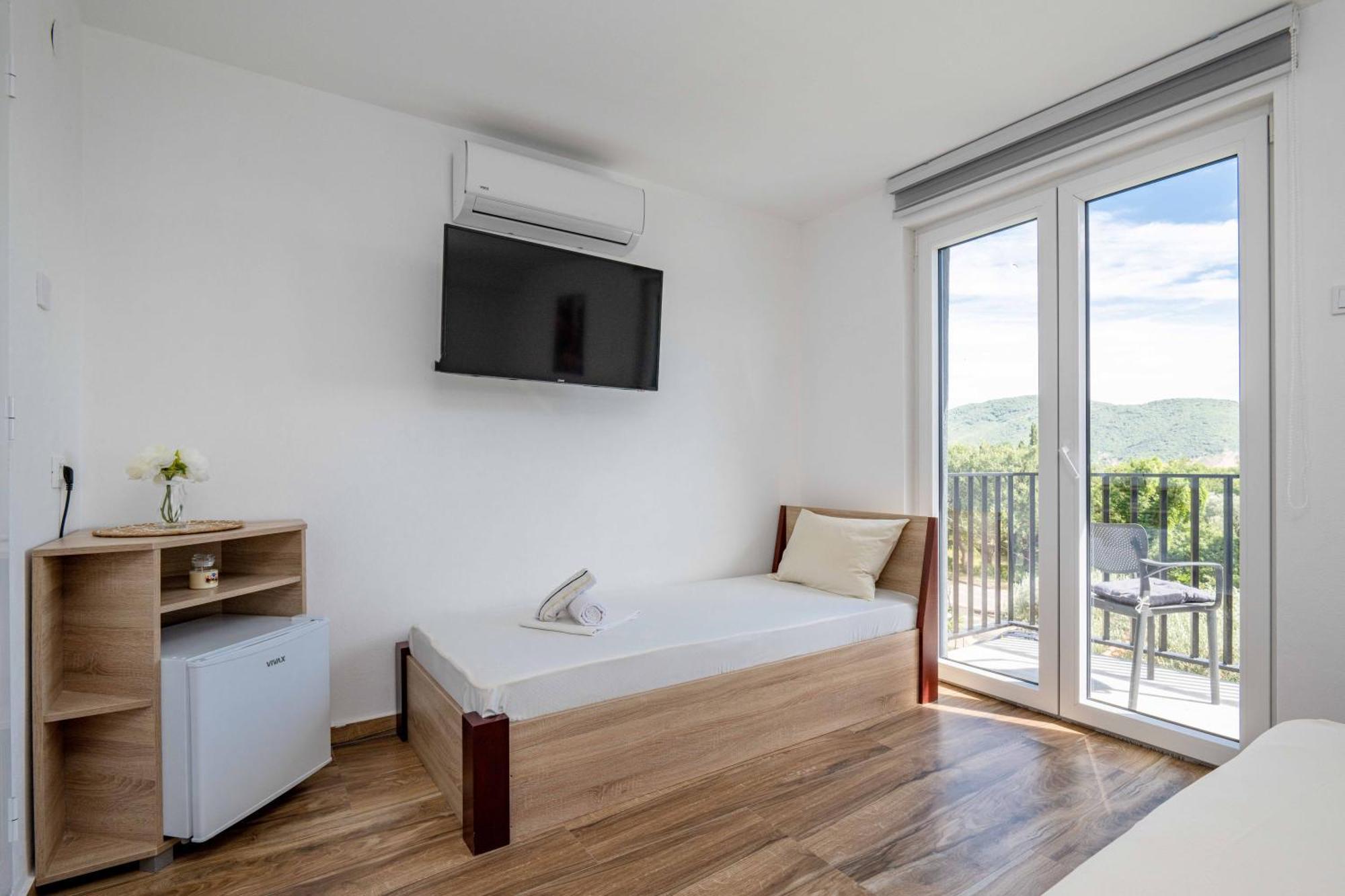 Sumice Inn Petrovac Ngoại thất bức ảnh