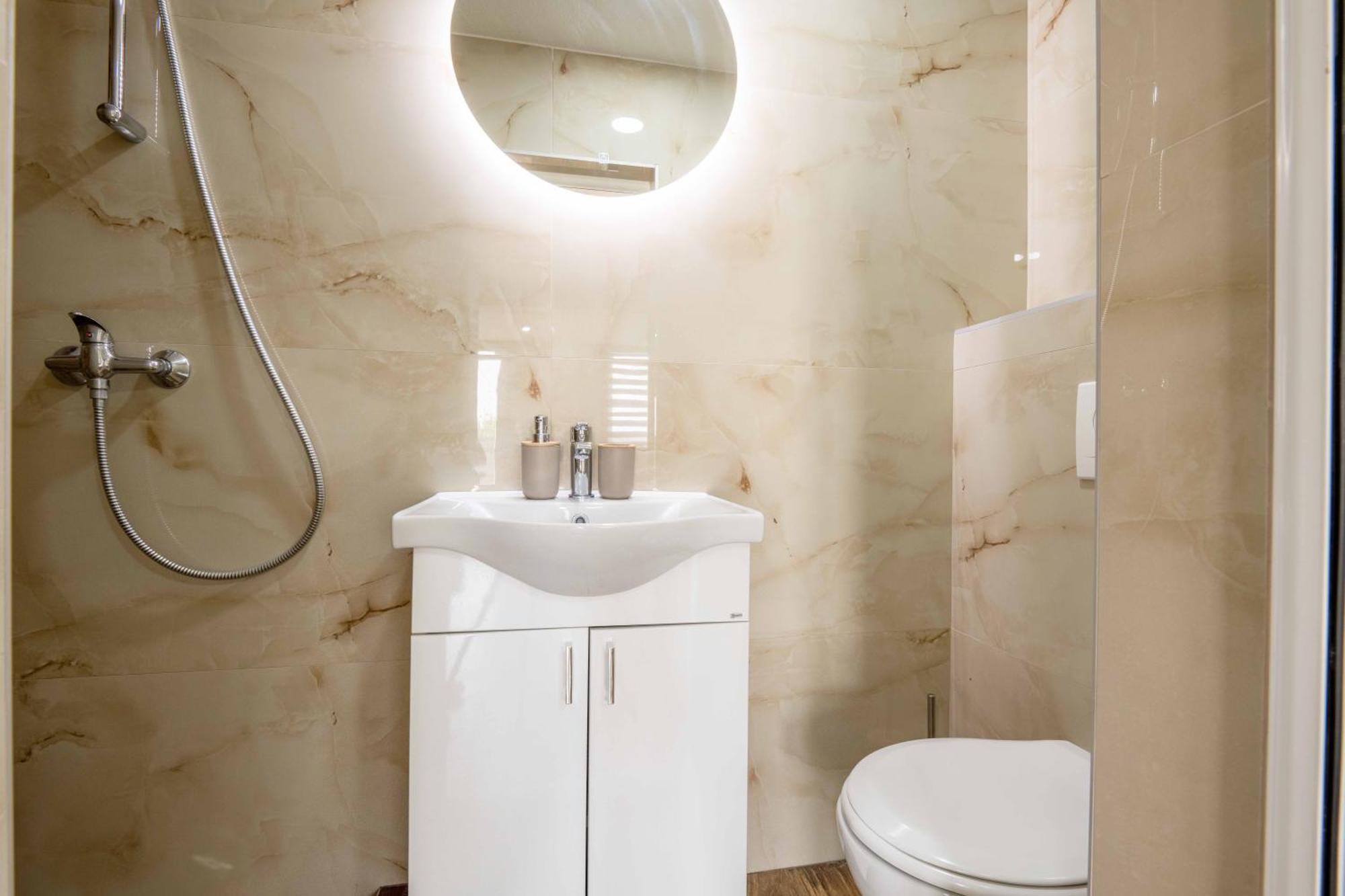 Sumice Inn Petrovac Ngoại thất bức ảnh